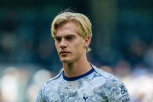 Bergvall Tells Spurs He Wants Out This Summer