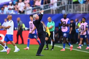 Deschamps Bids Farewell After Fourteen Years