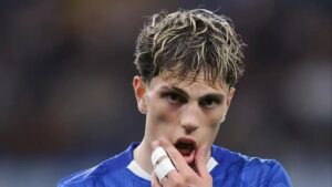 Garnacho's Chelsea Future Hangs In Balance