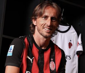 Modric Verbally Agrees New One-Year Milan Deal