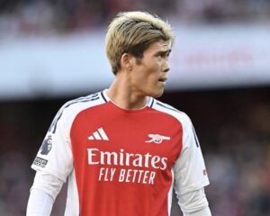 Venezia Push to Land Free Agent Tomiyasu